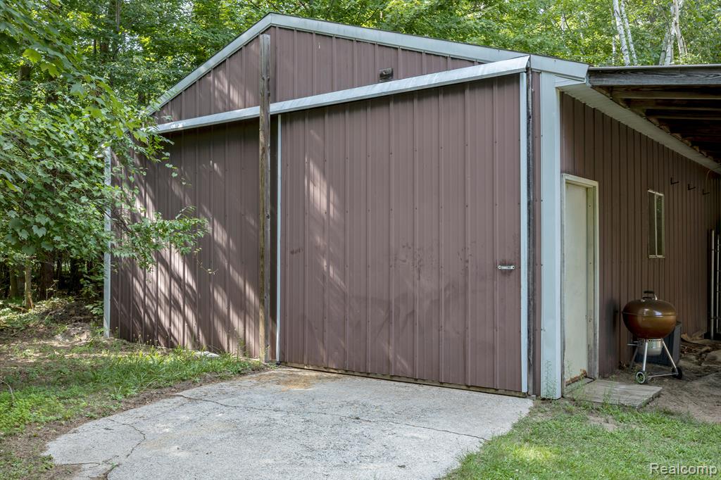 18590 NELSON Road, St. Charles, MI 48655 — Photo 38
