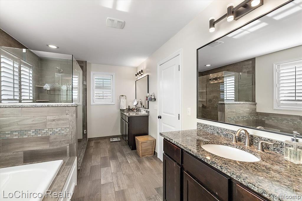 3625 N Century Oak Circle N, Oakland, MI — Photo 36