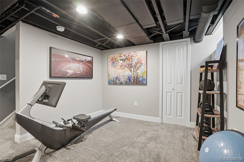 373 Hillcrest Avenue, Grosse Pointe Farms, MI 48236 — Photo 35