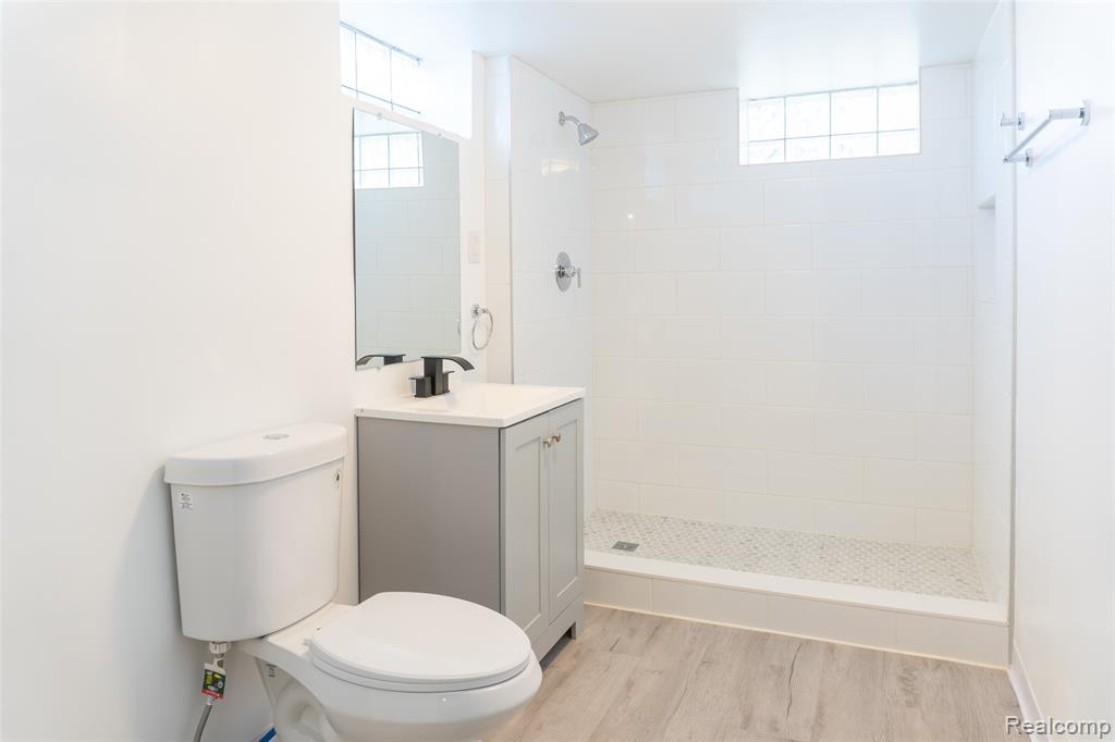 8153 Racine Road, Warren, MI 48093 — Photo 34