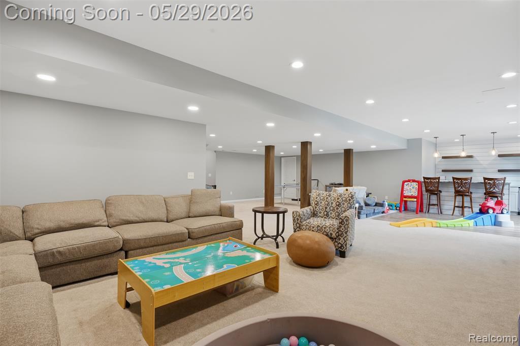 735 Kentbrook Drive, Commerce Twp, MI 48382 — Photo 38