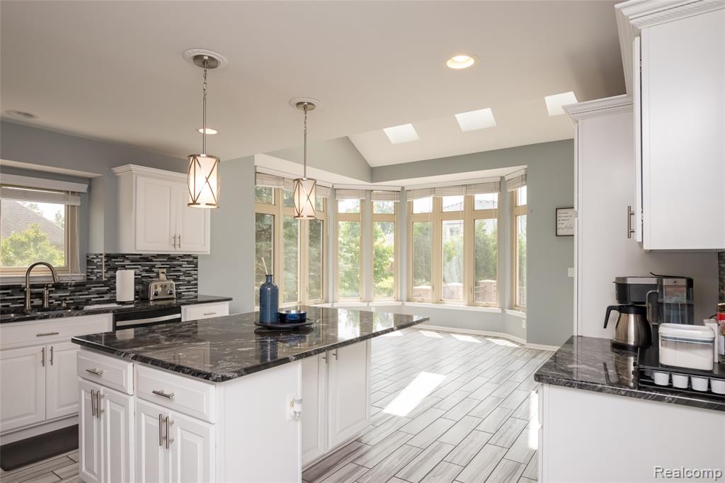 46431 Mariner Drive, Macomb, MI 48044 — Photo 19