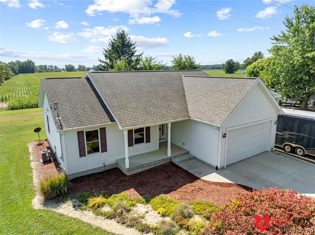 8110 Middleton Road, Corunna, MI 48817 — Photo 4