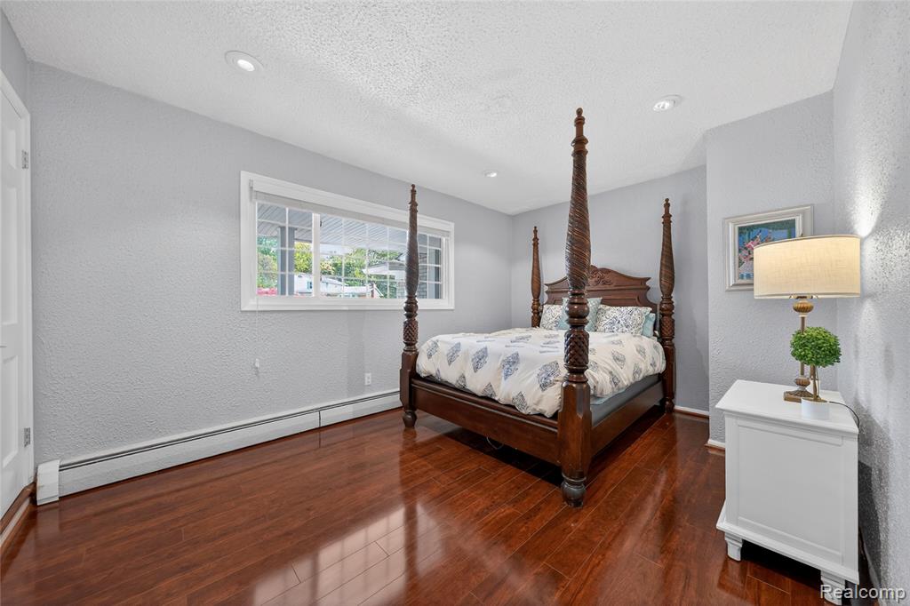 3717 Tyrconnel Court, West Bloomfield, MI 48323 — Photo 29