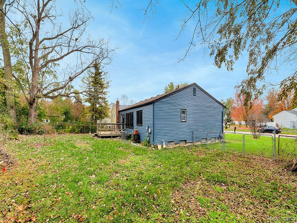 5553 BIG PINE Drive, Ypsilanti, MI 48197 — Photo 21