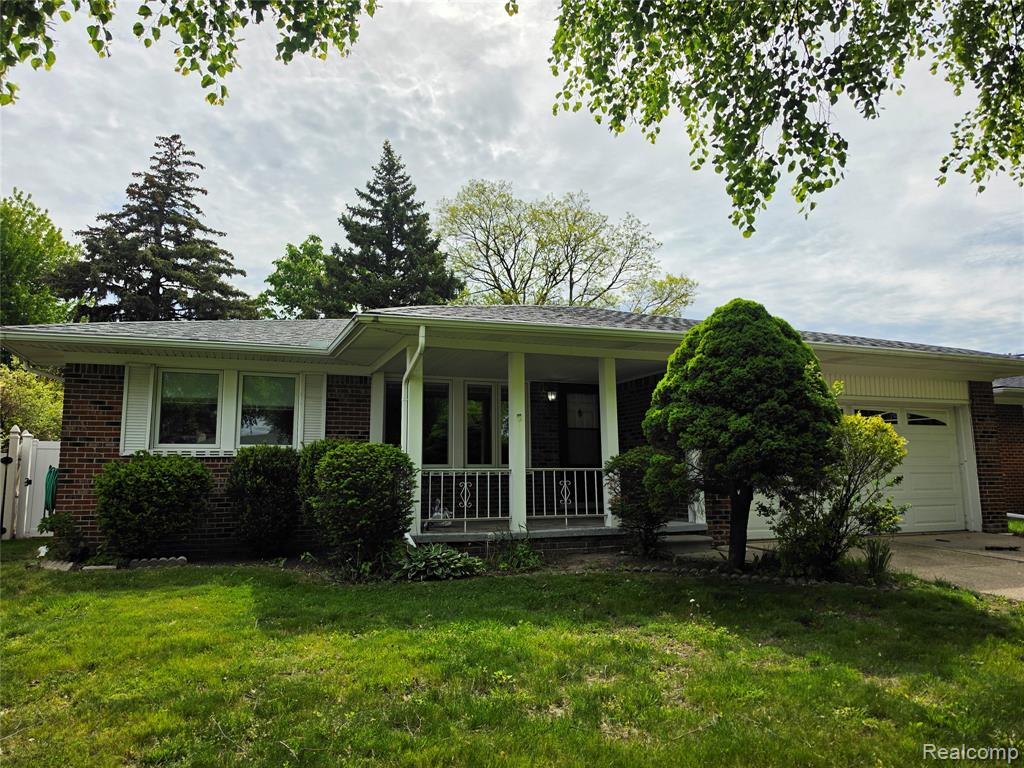 12815 Shery Lane, Southgate, MI 48195