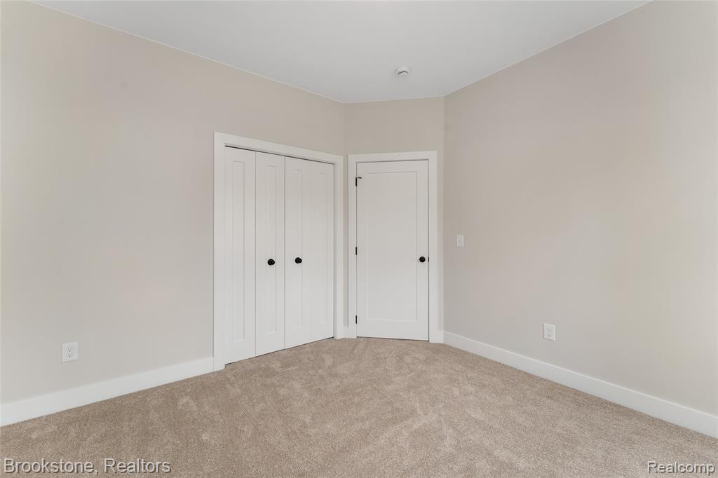 7369 Sweetbriar, West Bloomfield, MI 48324 — Photo 40