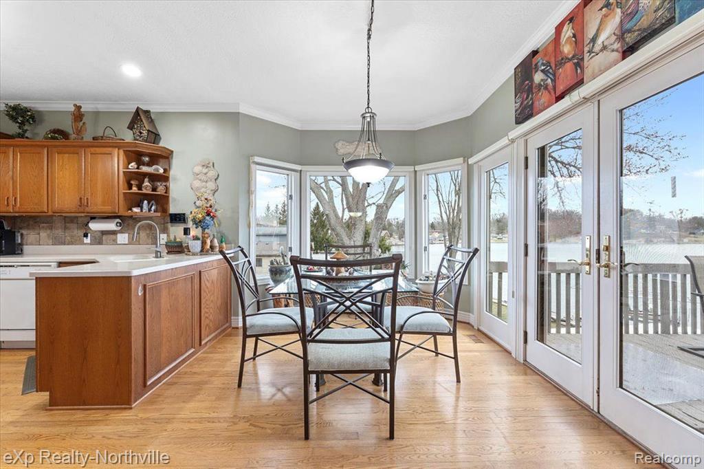 9283 FIRWOOD Road, South Lyon, MI 48178 — Photo 9