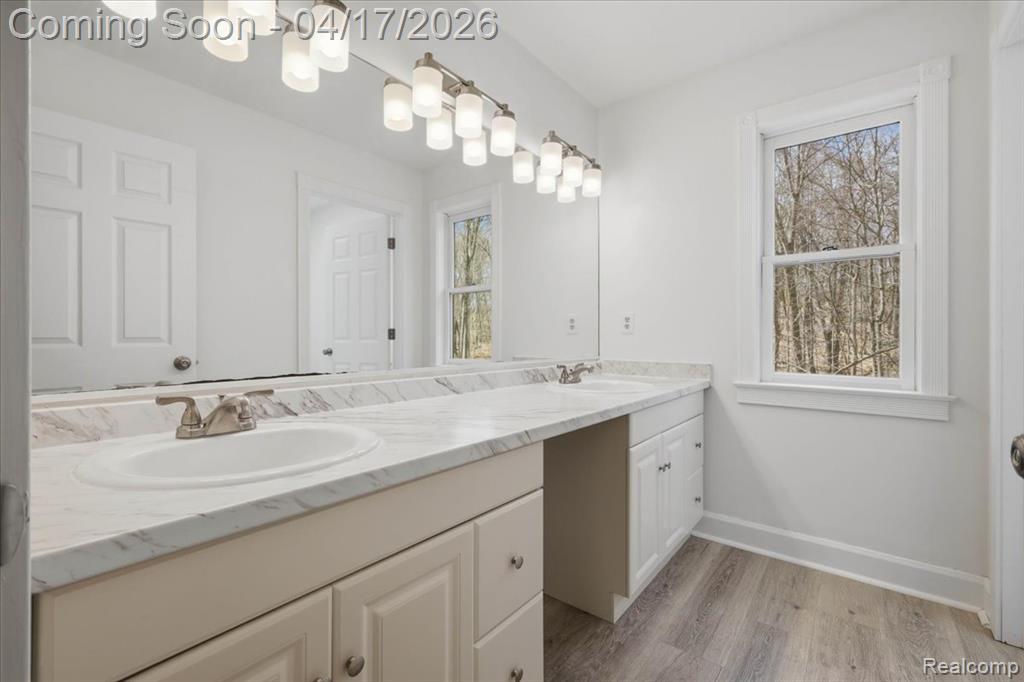2222 S Hickory Ridge Trail, Milford, MI 48380 — Photo 23