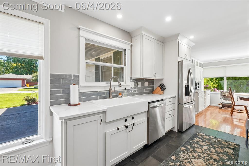 36940 Highview Street, New Baltimore, MI 48047 — Photo 8