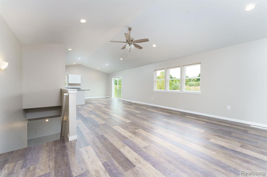 9674 IOSCO RIDGE Drive, Gregory, MI 48137 — Photo 16