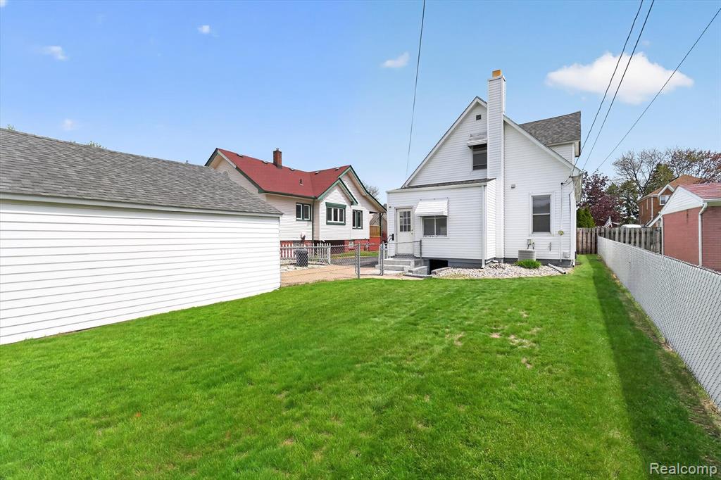 1070 1st Street, Wyandotte, MI 48192 — Photo 30
