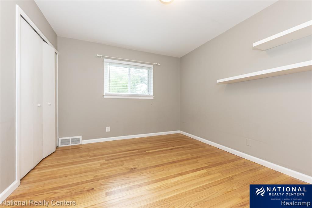 6718 FAIRFIELD Street, Garden City, MI — Photo 17