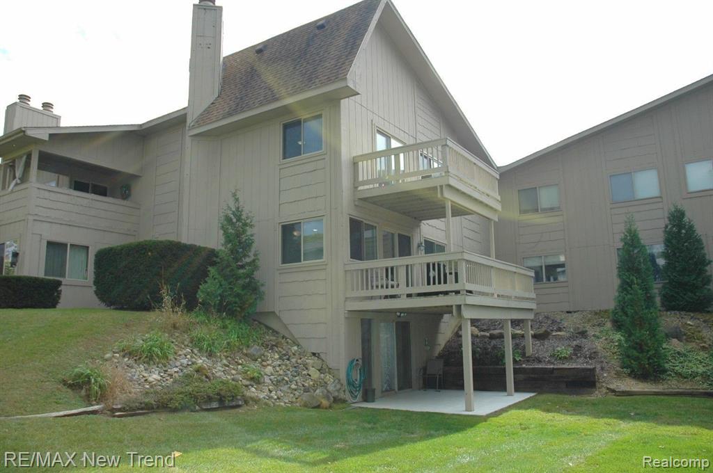 9528 FENHILL Drive, Grand Blanc, MI 48439 — Photo 45