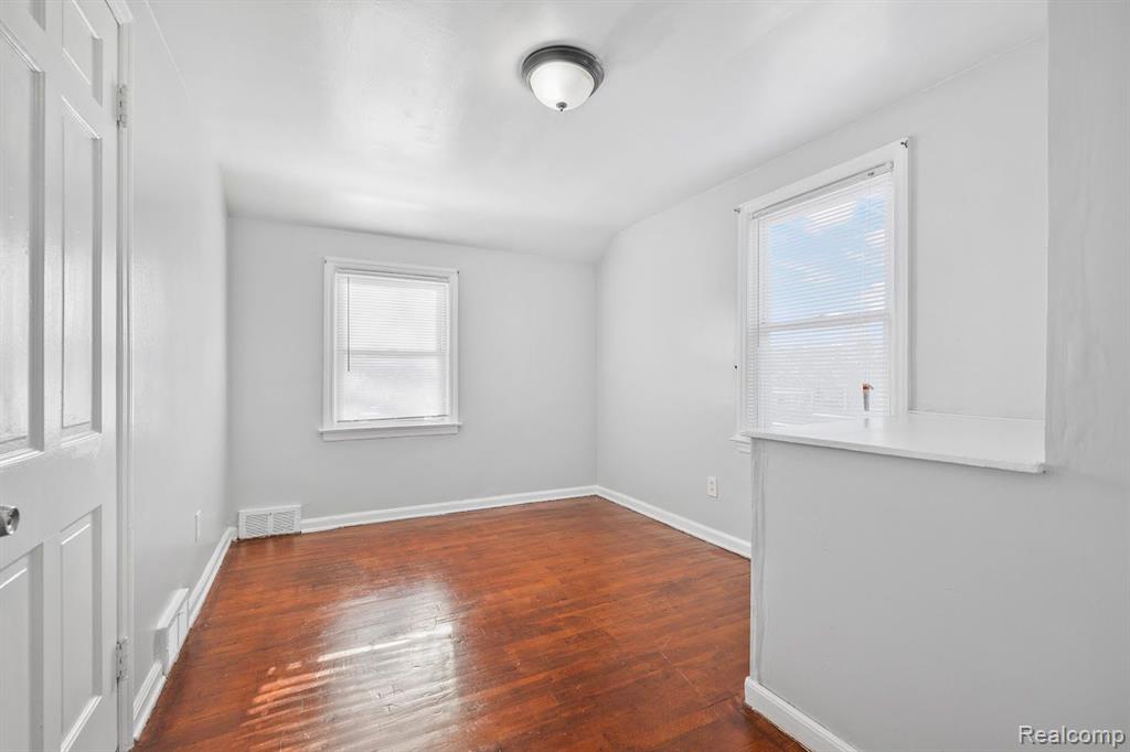 7747 APPOLINE Street, Dearborn, MI 48126 — Photo 33