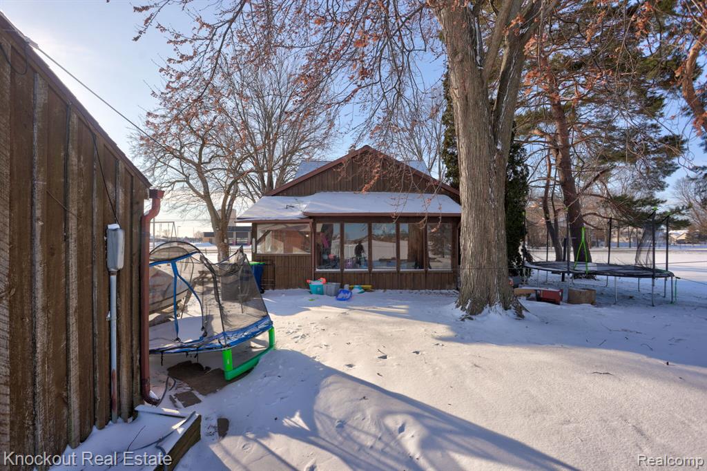 6180 Shattuck Road, Saginaw, MI 48603 — Photo 24