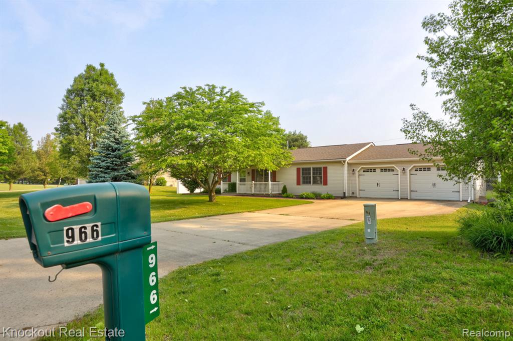 966 Athletic Street, Vassar, MI 48768 — Photo 40