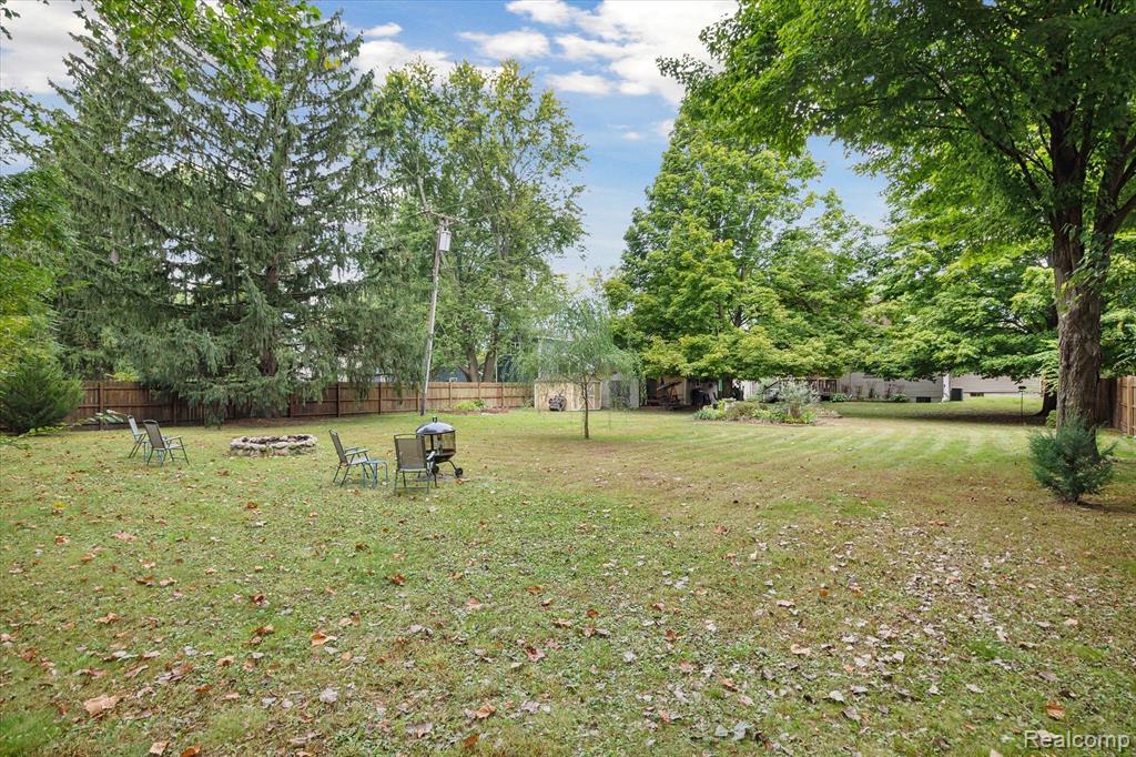 9940 MARTZ Road, Ypsilanti, MI 48197 — Photo 38