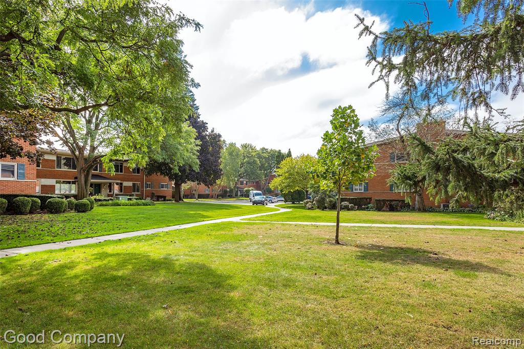 946 N Adams Road, Birmingham, MI 48009 — Photo 22