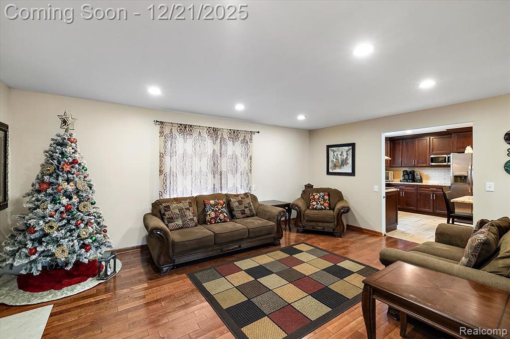 4250 Greenstown Drive, West Bloomfield, MI 48323 — Photo 20