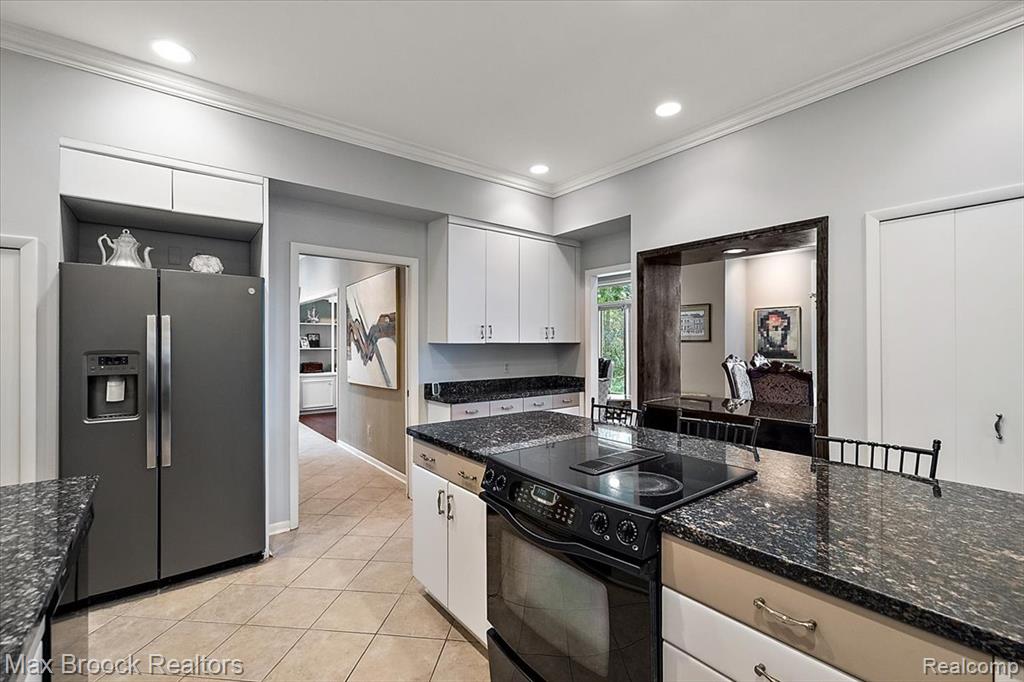 45167 9 Mile Road, Novi, MI 48167 — Photo 16