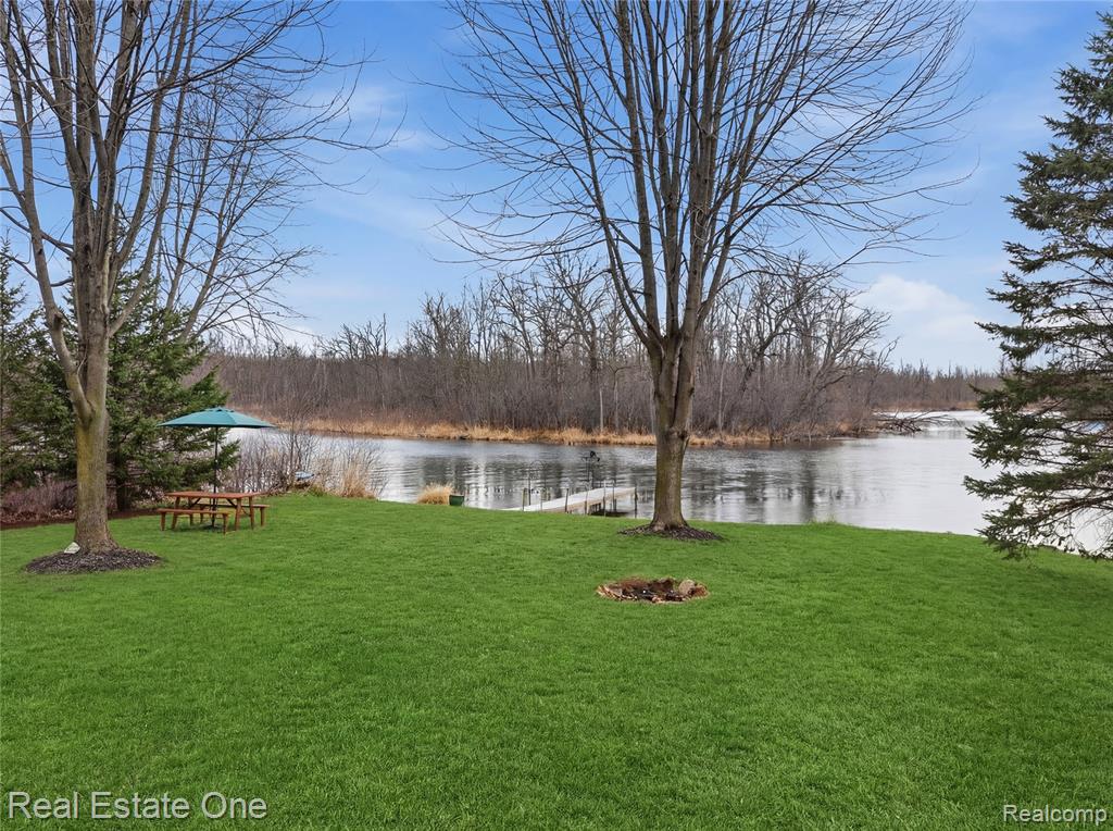 4529 Shoreview Lane, Whitmore Lake, MI 48189 — Photo 44