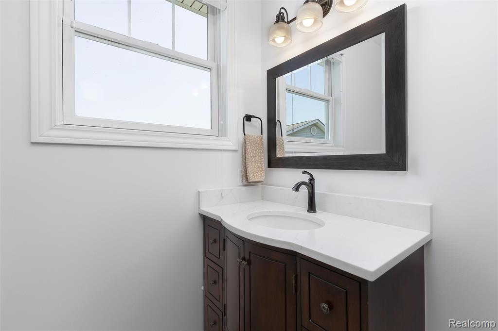 10043 Dixie Highway, MI — Photo 19
