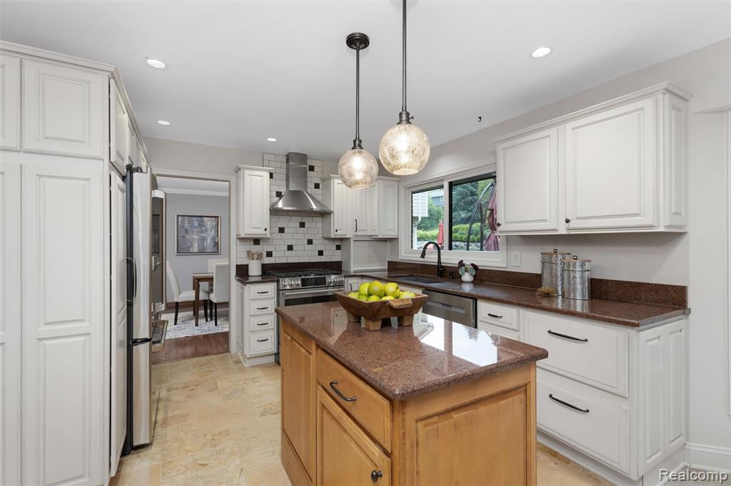 793 Box Canyon Court, Rochester Hills, MI 48309 — Photo 14