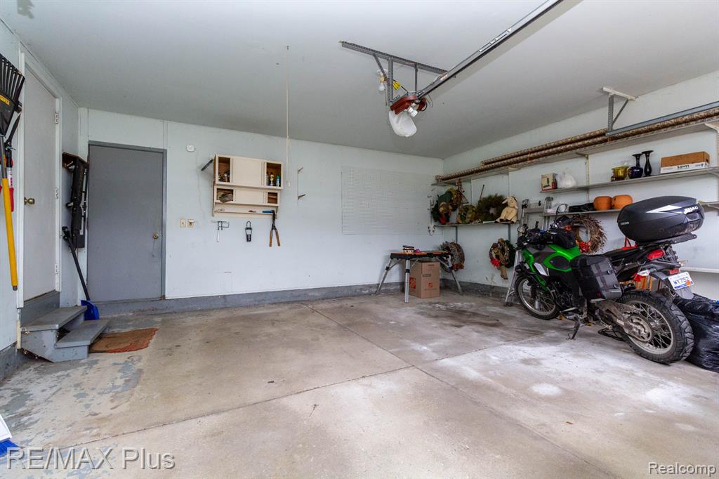 6051 HOMESTEAD, Grand Blanc, MI 48439 — Photo 32