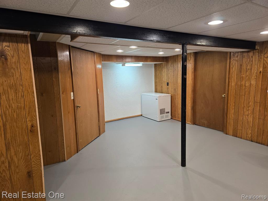 6929 CHADWICK Drive, Canton, MI 48187 — Photo 46