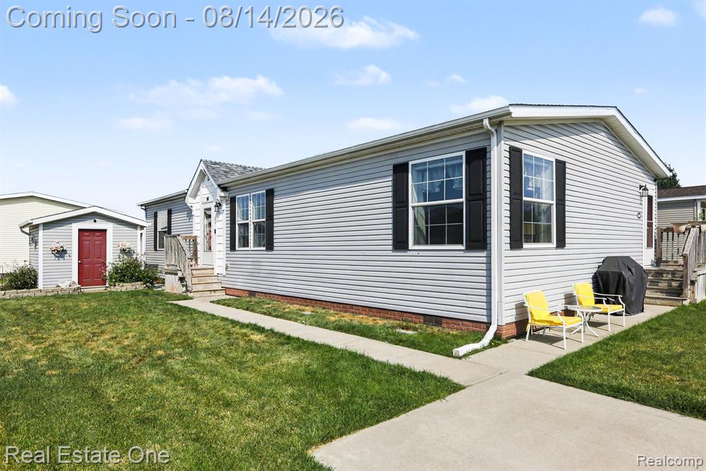 11160 Walden Court, South Lyon, MI 48178