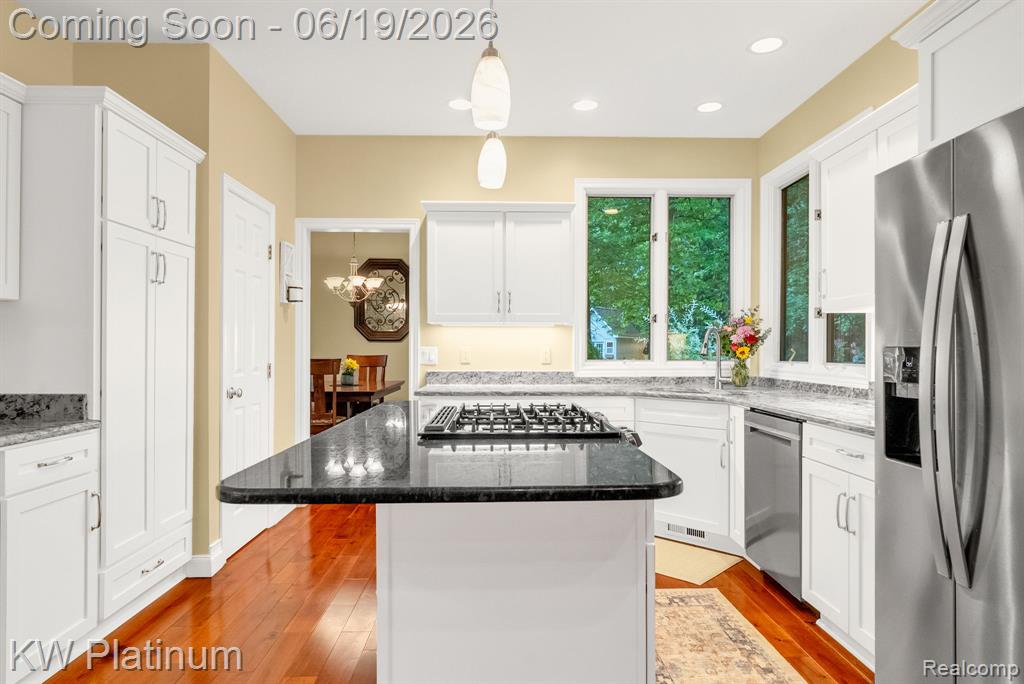 4270 Greenview Circle, Fort Gratiot, MI 48059 — Photo 12