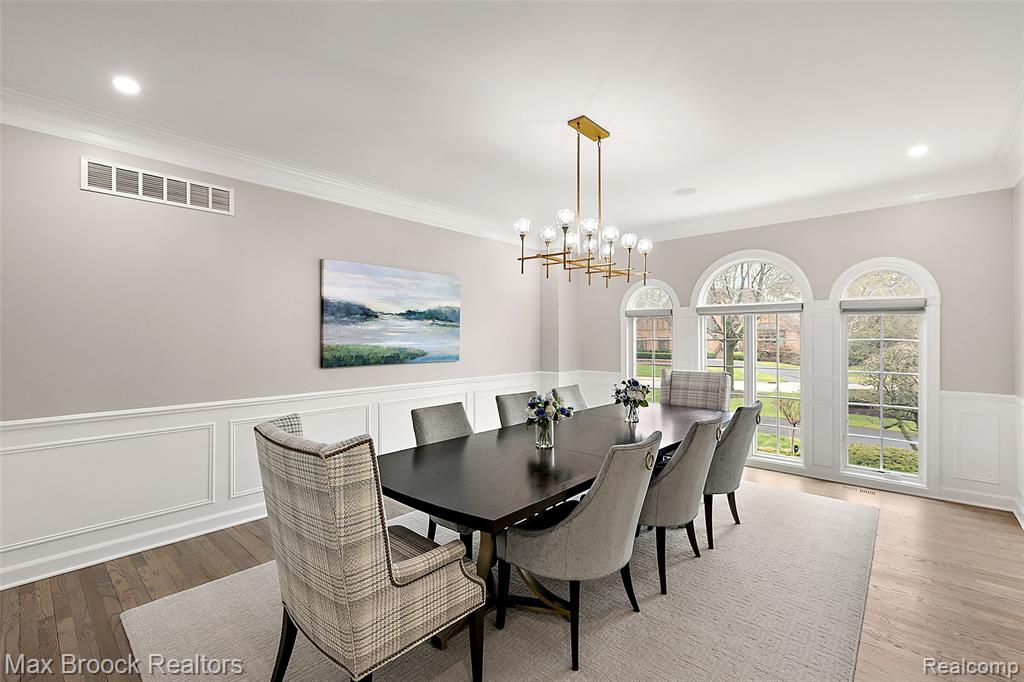 945 Wellsley Court, Bloomfield Hills, MI 48304 — Photo 5