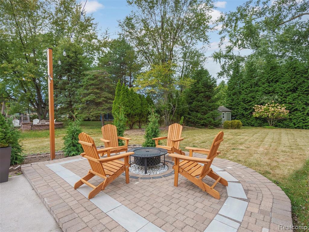 19938 S Waltham Road, Beverly Hills, MI 48025 — Photo 22