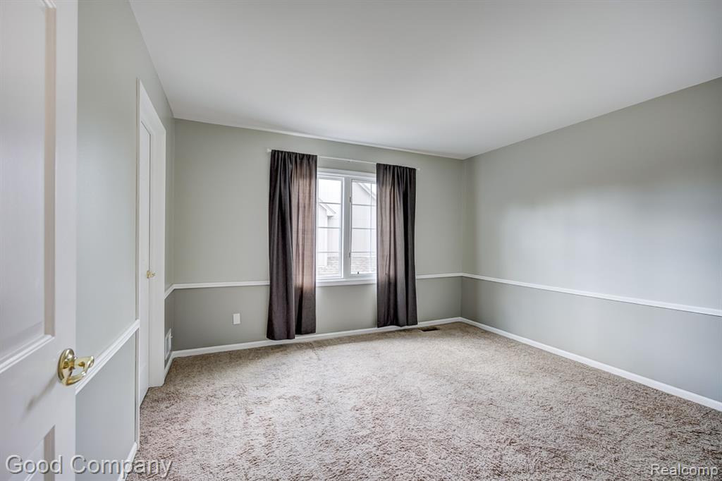 54683 Four Seasons Drive, Shelby Twp, MI 48316 — Photo 44