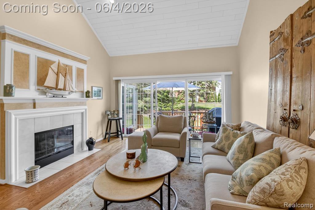 39852 Glenview Court, Northville, MI 48168 — Photo 19