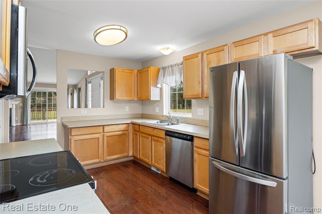 2283 Crystal Crossing Drive, Howell, MI 48843 — Photo 17
