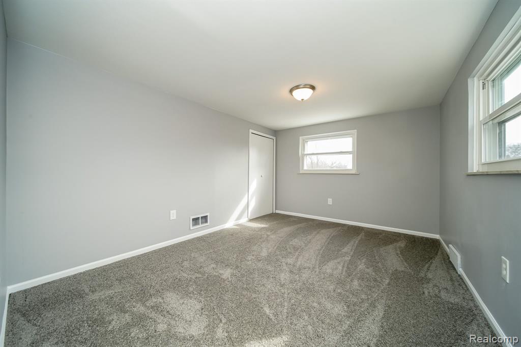 5943 FELLRATH Street, Taylor, MI 48180 — Photo 62