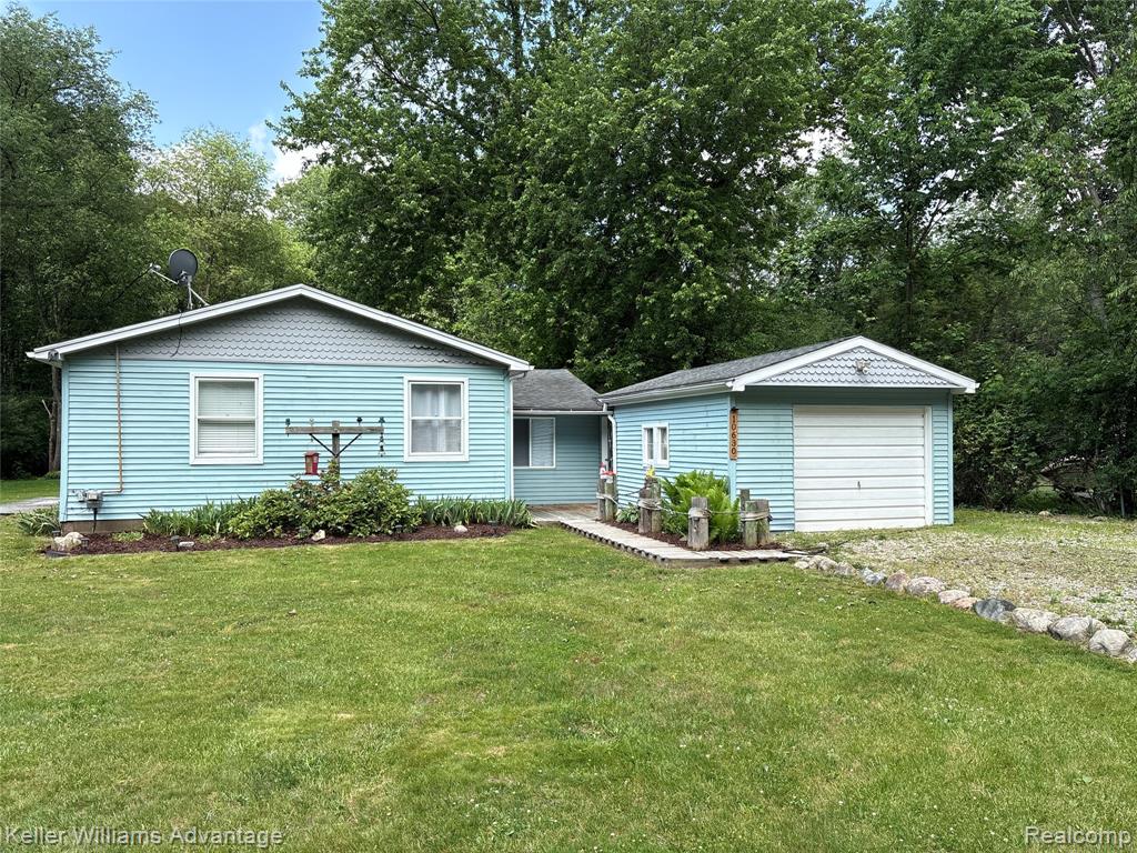 10630 Concord, Pinckney, MI 48169 — front exterior
