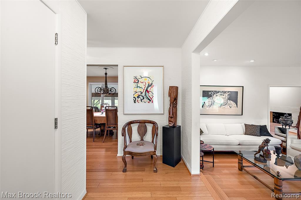 30400 Woodhaven Lane, Beverly Hills, MI 48025 — Photo 3