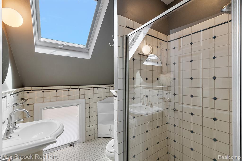 3642 Orchard Lake Road, West Bloomfield, MI 48324 — Photo 19