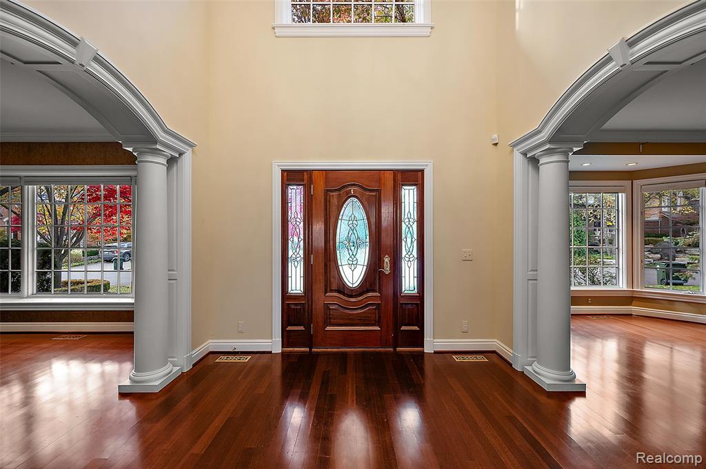 83 Greenan Lane, Lake Orion, MI 48362 — Photo 15