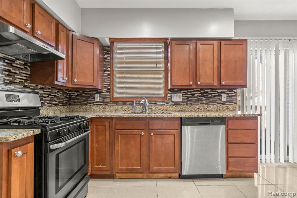 6500 N VERNON Street, Dearborn Heights, MI 48127 — Photo 10