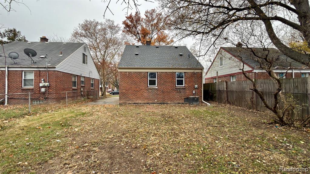 855 John Daly Street, Inkster, MI 48141 — Photo 5