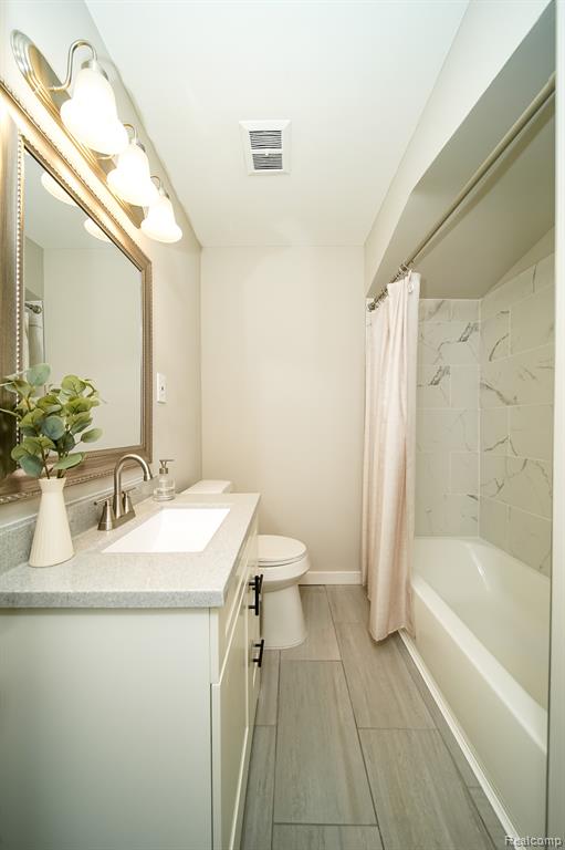 23610 Morton Street, Oak Park, MI 48237 — Photo 34