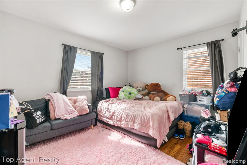 9903 Ruth Avenue, Allen Park, MI 48101 — Photo 12