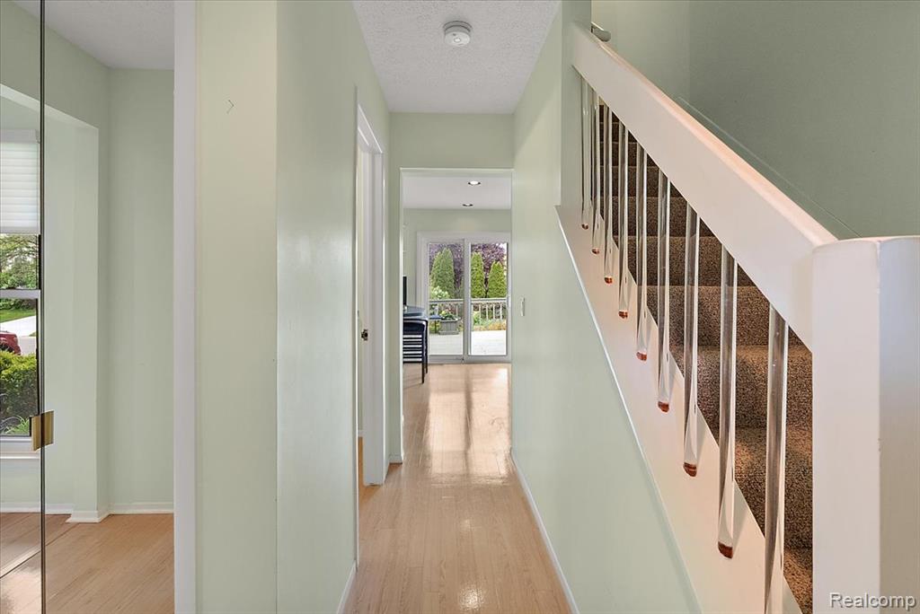 2832 Warrior Drive, Wixom, MI 48393 — Photo 10