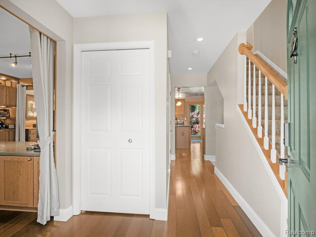 42688 Preswick Court, Van Buren, MI 48111 — Photo 25