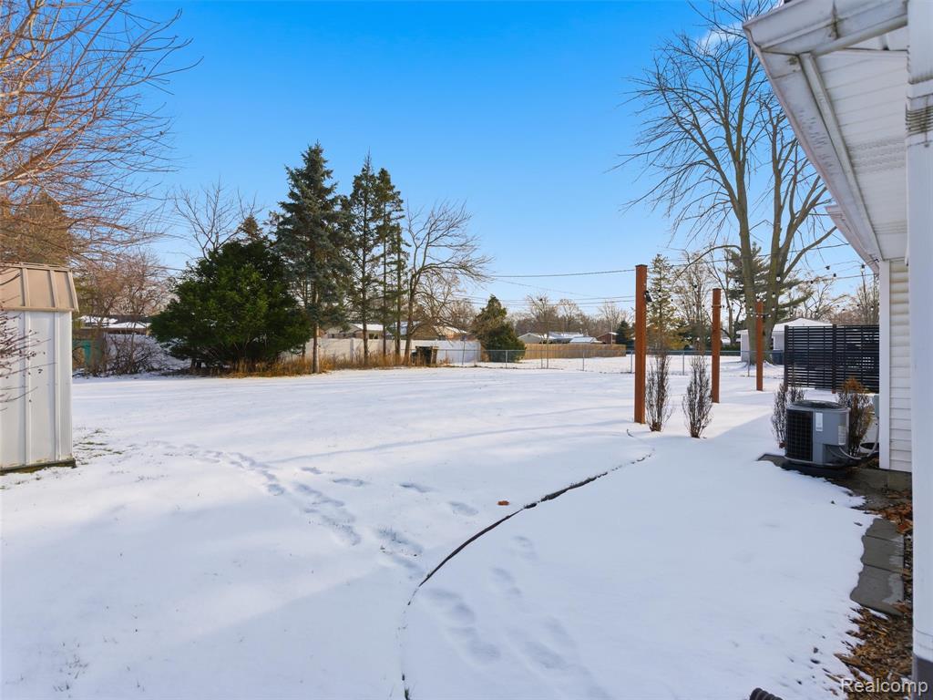 48940 Cardinal Street, Shelby Twp, MI 48317 — Photo 22