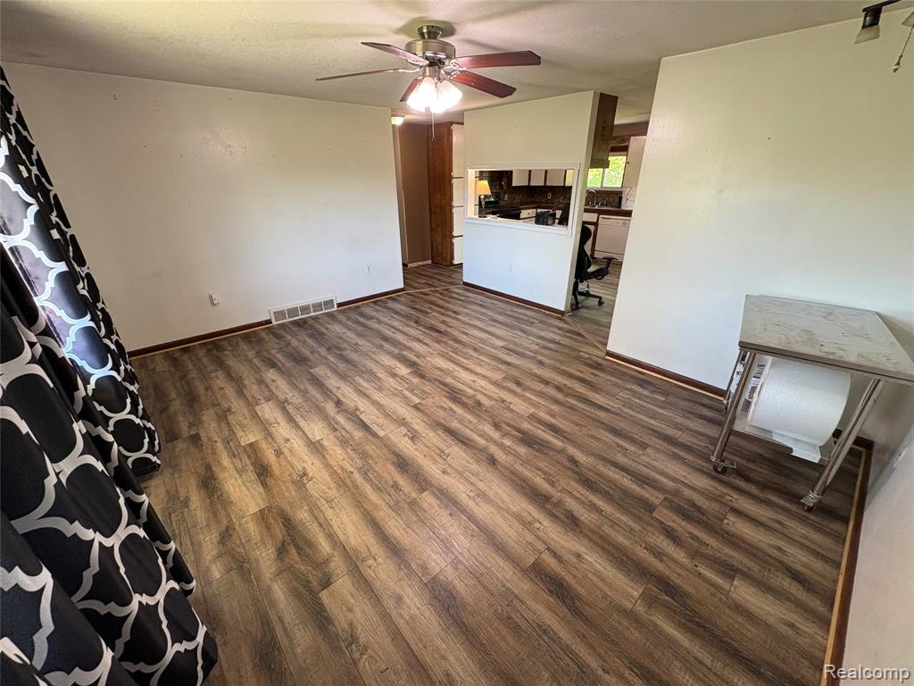 14600 Corunna Road, Chesaning, MI 48616 — Photo 24